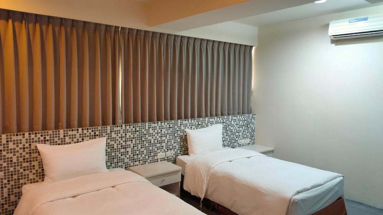 Shun-Yi Business Hotel Chiayi Exterior foto