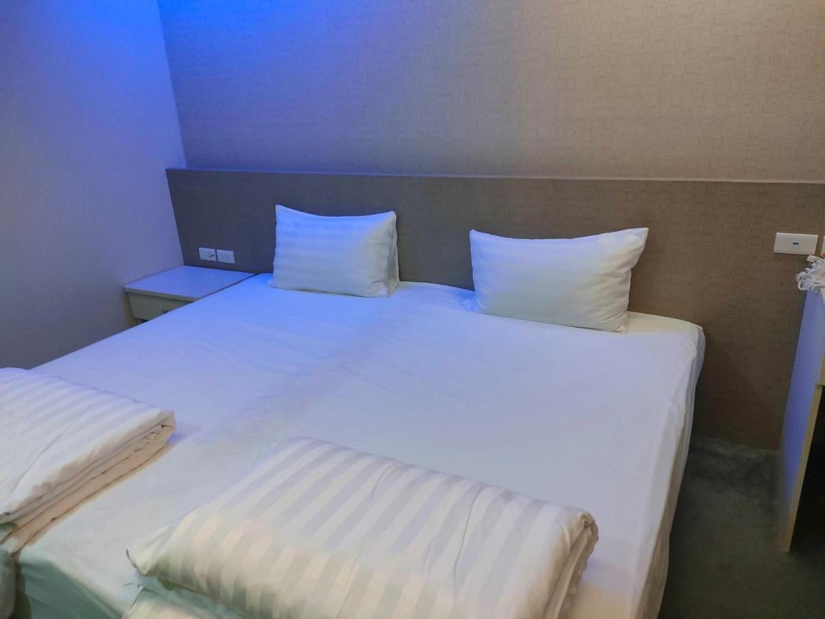 Shun-Yi Business Hotel Chiayi Exterior foto