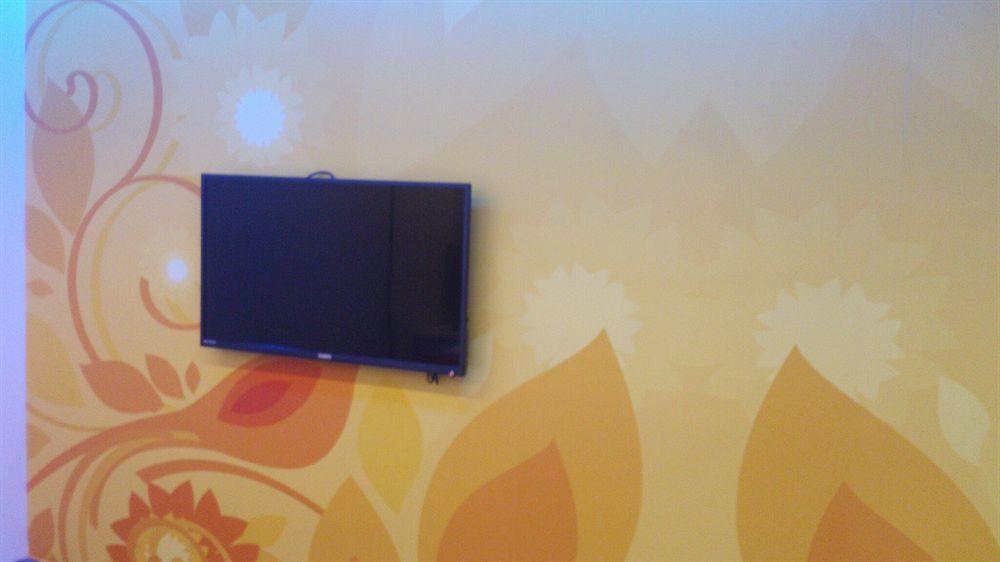 Shun-Yi Business Hotel Chiayi Exterior foto