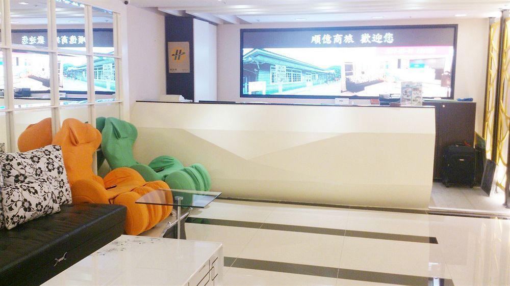 Shun-Yi Business Hotel Chiayi Exterior foto
